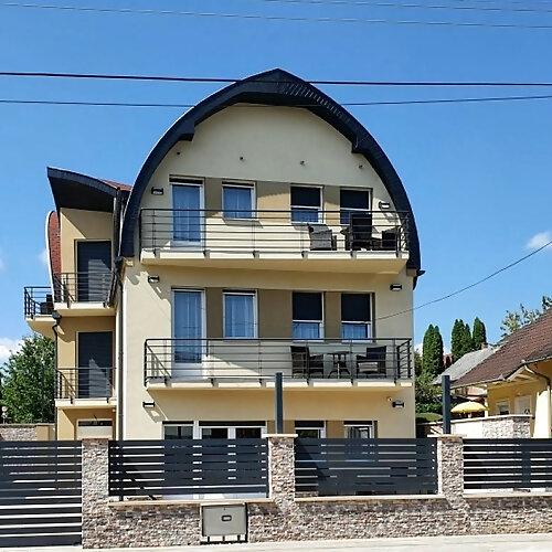 Zóra Apartmanház Zalakaros