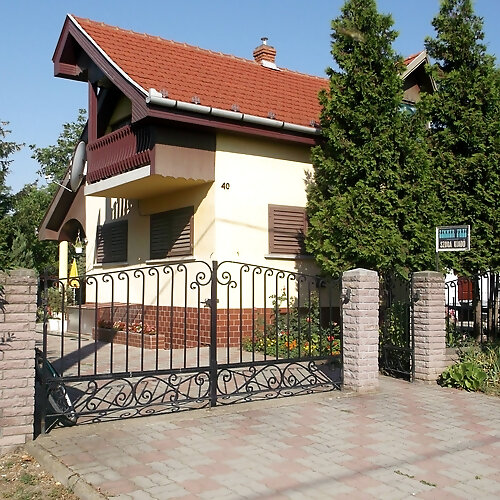 Napfény Apartmanok 3. Mezőkövesd - Zsóryfürdő - Szallas.hu