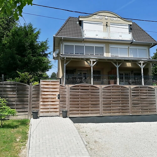 Villa Pelso Apartman Balatongyörök