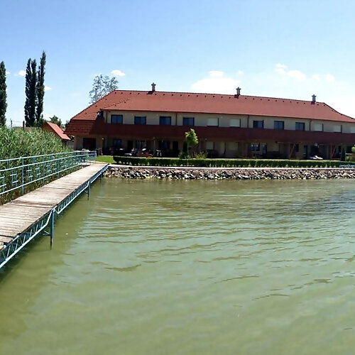 Hársas Apartmanház Balatonboglár