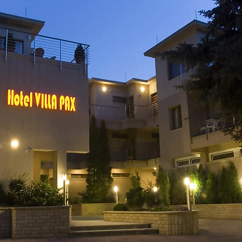 Hotel Villa Pax Balatonalmádi