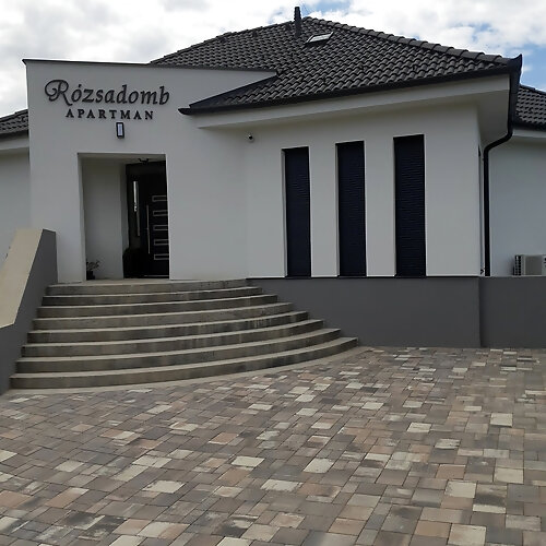 Rózsadomb Apartman Bogács