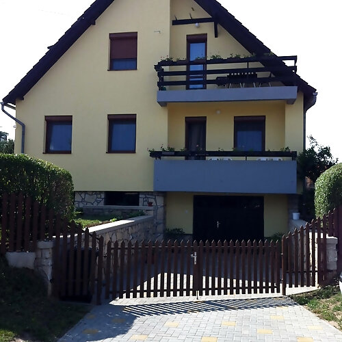 Lívia Apartman Balatonalmádi