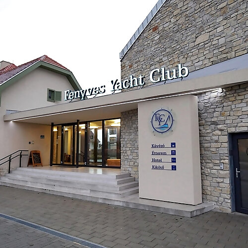 Fenyves Yacht Club Hotel Balatonfenyves