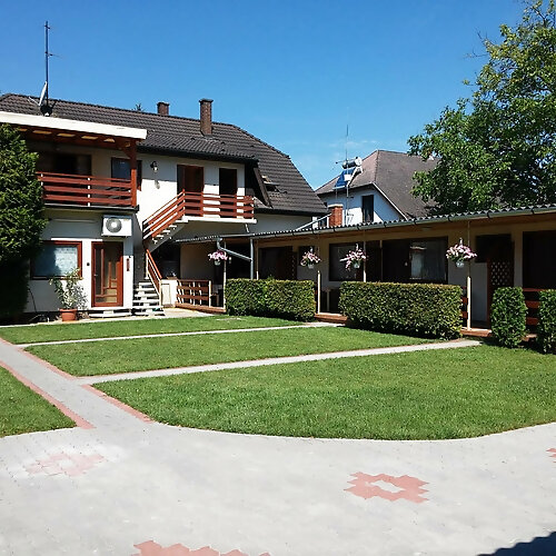 Balaton Apartmanház Zamárdi