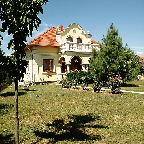 Debóra Apartman Balatonőszöd