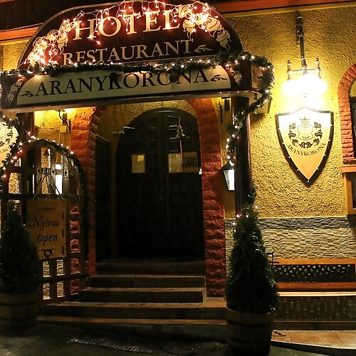 Aranykorona Hotel - Történelmi Étterem és Látványpince Miskolc
