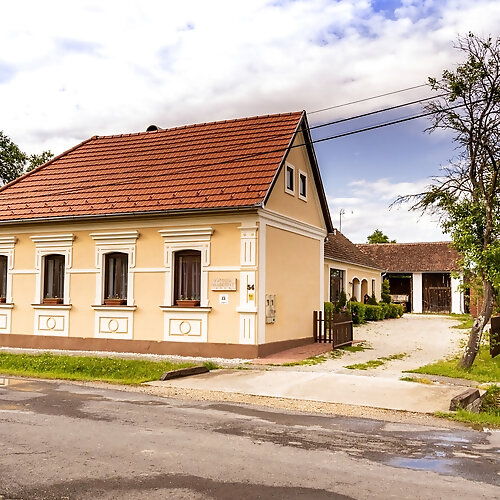 Kápolna Vendégház Kerkáskápolna