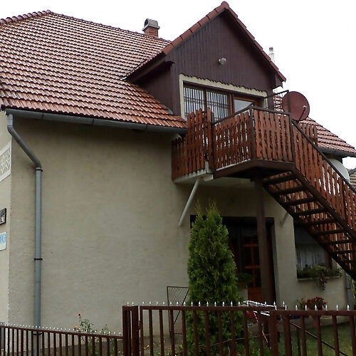 Sziszi Apartman Balatonszárszó